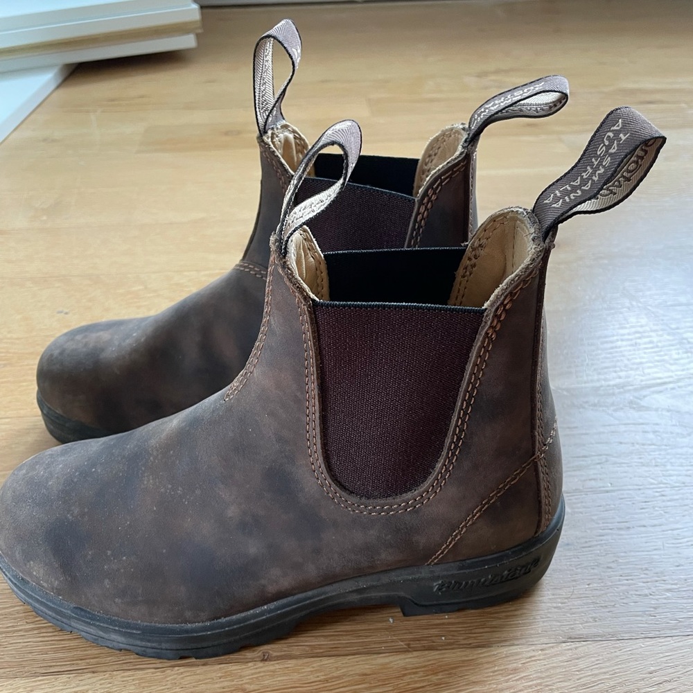 Blundstone leather boots